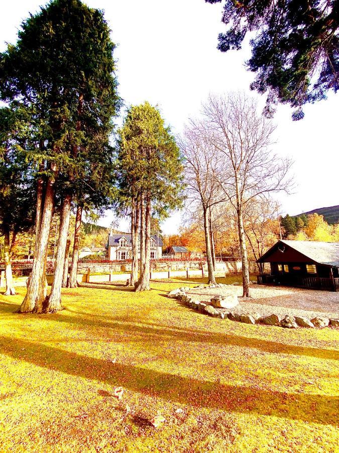 Braemar Lodge Cabins Exterior photo